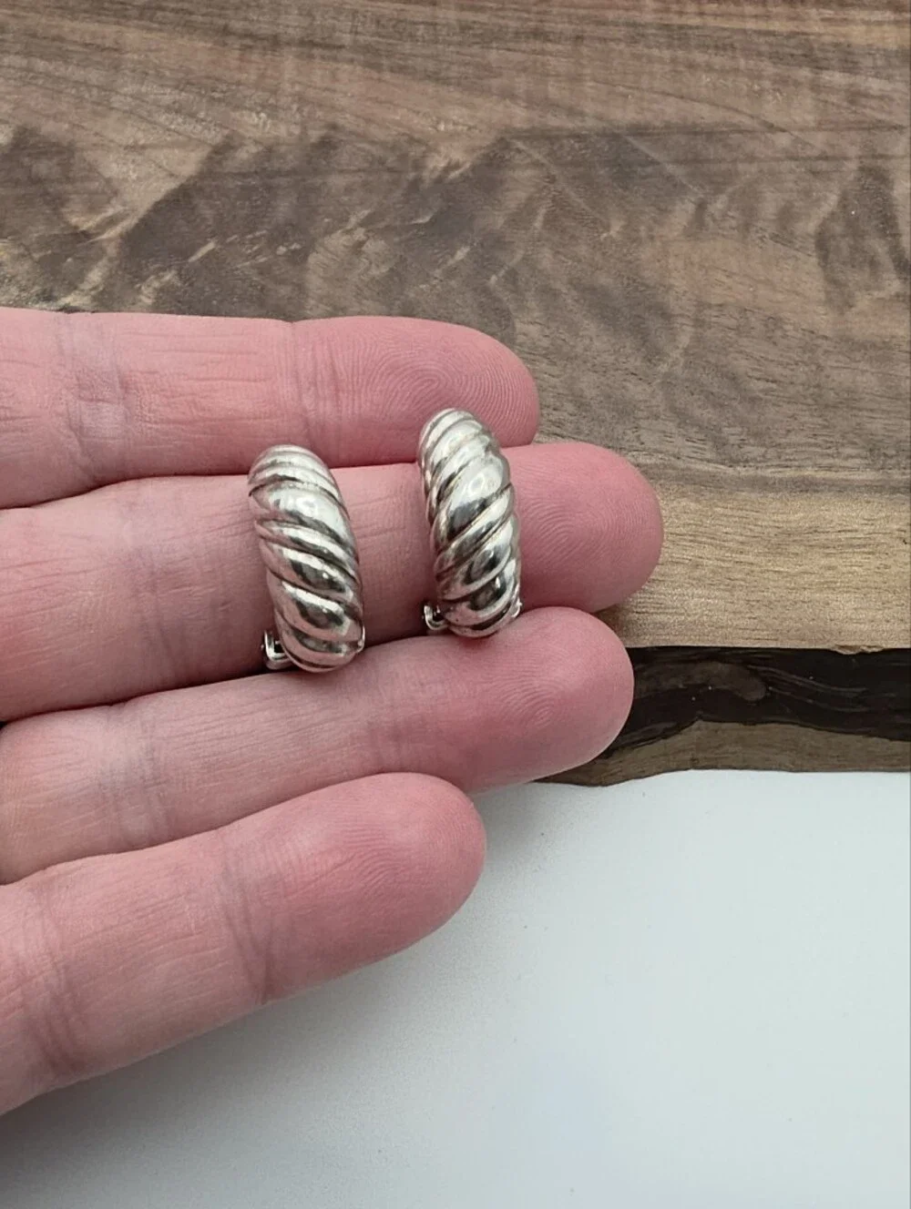 Vintage 80s Christian Dior 925 Sterling Silver Shell Shrimp Clip-On Earrings